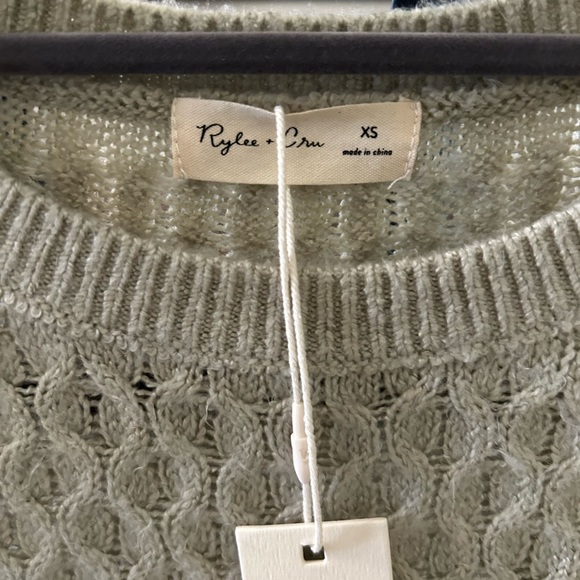 Rylee + Cru sweater size XS - Picture 2 of 5